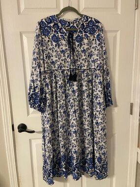 D5- R. VIVIMOS Blue-White BOHO FLORAL Peasant BabyDoll Maxi Dress